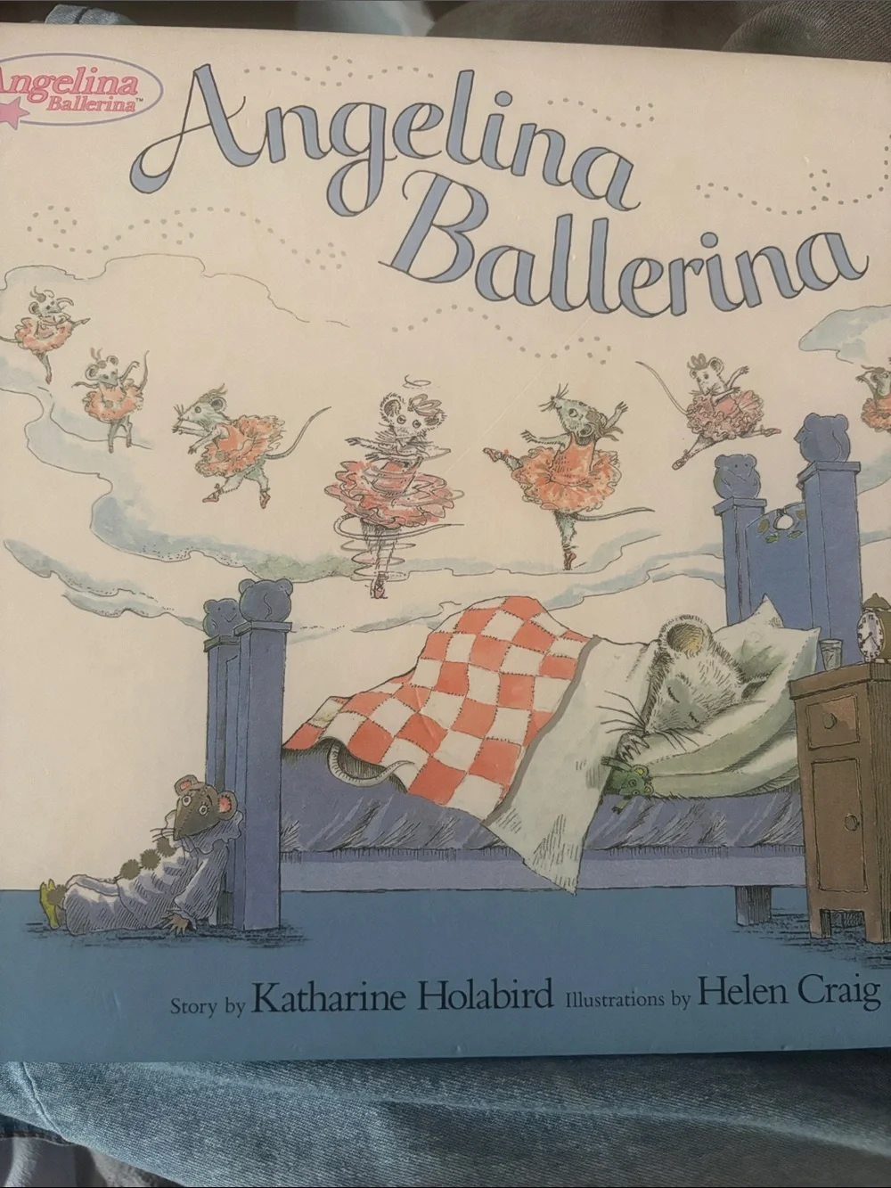 Angelina Ballerina written by Katharine Holabird and illustrated by Helen Craig